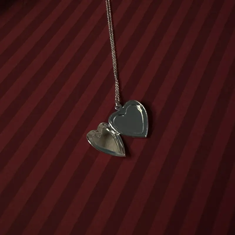 925 Italy Sterling Silver Locket Necklace i♥️u 5.59 grams Solid Silver Tone Heart Design