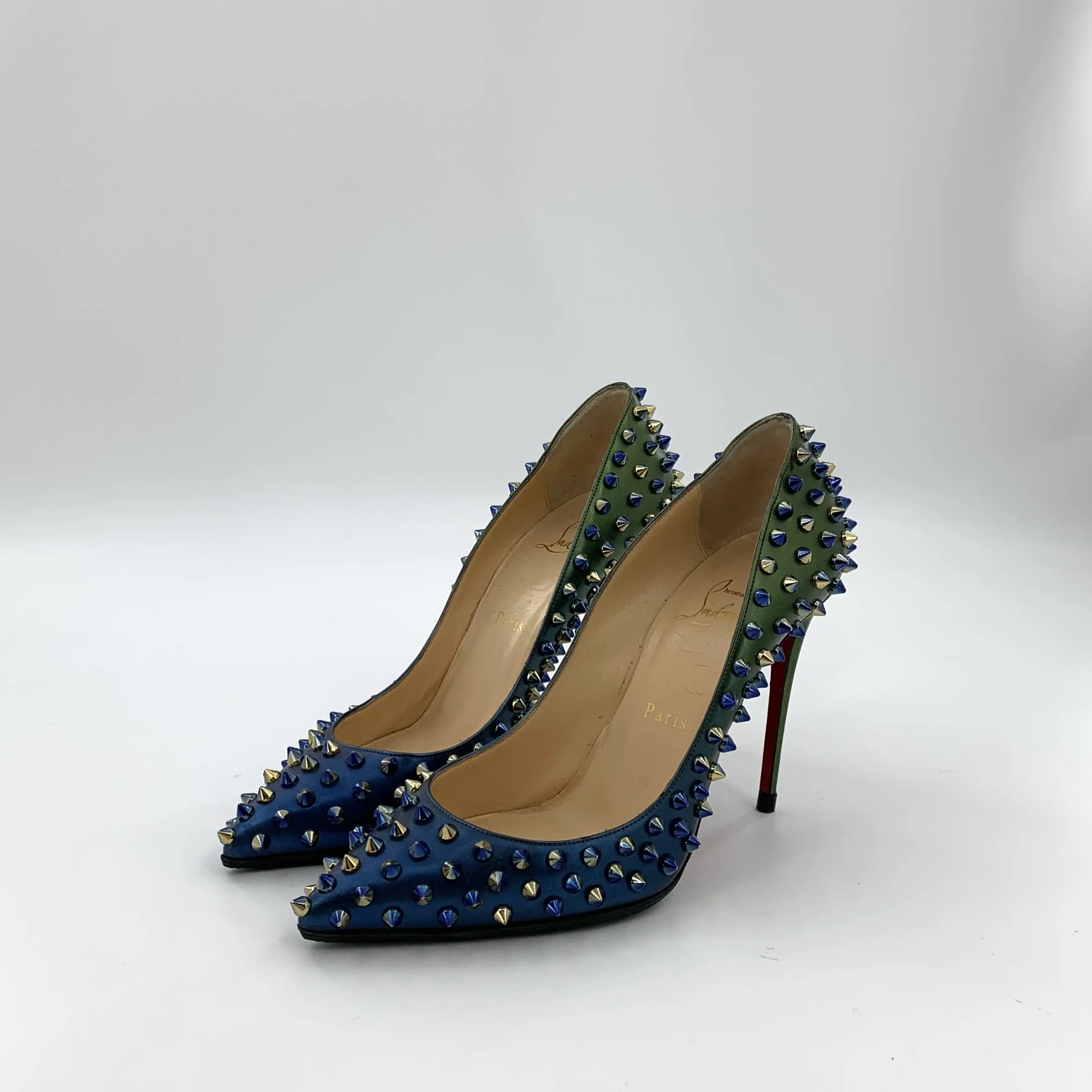 RDLTS— Christian Louboutin Gradient Studded Pointed Heels Size US 7.5