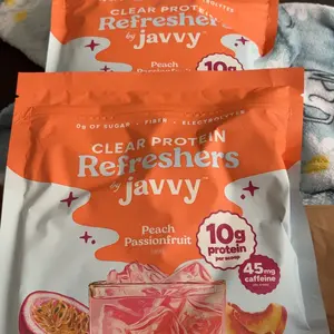 Peach Passionfruit Refresher – Premium Clear Whey Protein with Electrolytes & Fiber – 100% Natural Flavors – Zero Artificial Colors & Sweeteners – 45mg of Caffeine, 0g of Sugar, 20 Servings