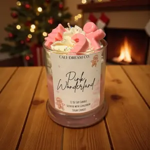Pink Wonderland Soy Candle | Sugar cookie + Gingerbread Pink Wonderland Soy Candle | Sugar cookie + Gingerbread