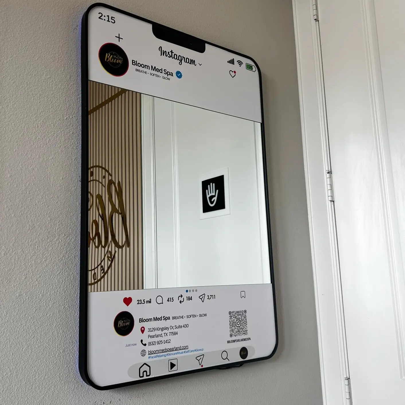 Custom LED SocialMirror - Perzonalized Business Mirror 24x36