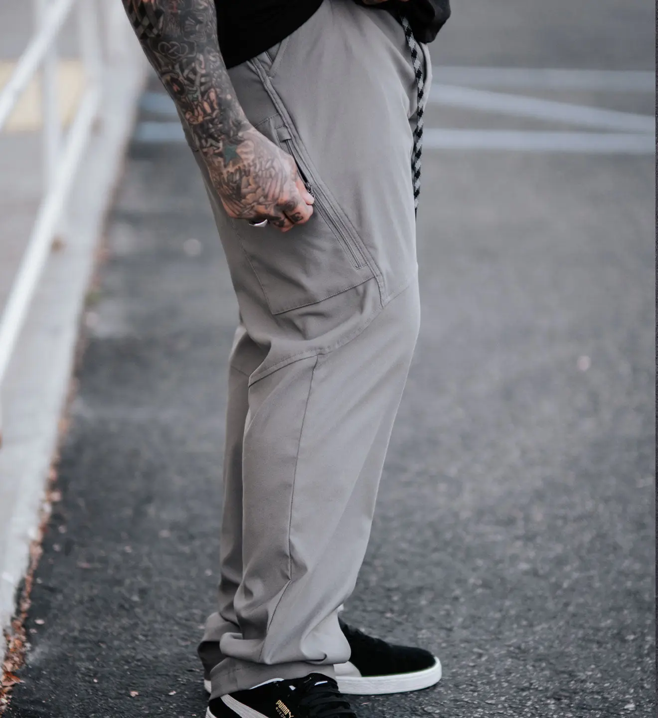 Expedition Stretch Cargo Pants - Charcoal