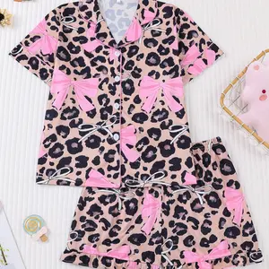 Children's 2-piece pajamas set, new summer casual comfortable children's pajamas, sweet and cute leopard and bowknot pattern, collar cardigan short-sleeved shorts for girls and boys, fashionable daily wear clothing, Leopard Print Pajamas