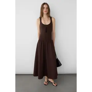 CONTRAST FABRIC SLEEVELESS MAXI DRESS