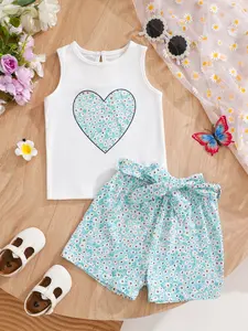 Two-Piece Baby Girl Casual Tank Top and Shorts Set, Small Floral Pattern with Belt, Ideal for Summer Daily Wear, Outfit