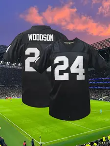 Men's #24 Letter Embroidered American Football Apparel Jersey, Loose V-Neck Classic Retro Mesh Short Sleeve Pullover Sportswear Suitable For Streetwear Hip-Hop, Football, Daily Party, Sports Training