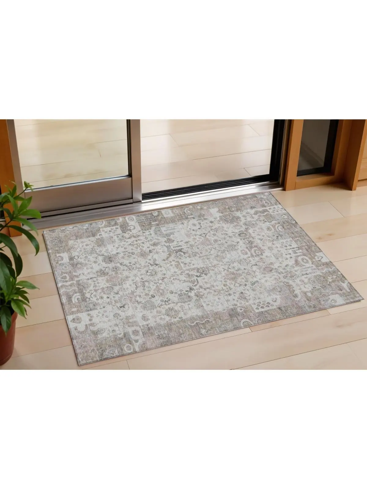 HomeRoots 631437 3 x 5 ft. Taupe & Ivory Patchwork Washable Indoor & Outdoor Rectangle Area Rug