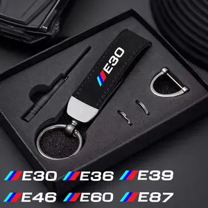 Suede Leather Car Keychain with Horseshoe Buckle, Key Ring Pendant for Bmw Models E30 E36 E39 E46 E60 E87 E90, Stylish Auto Accessory, Car Key Holder
