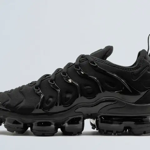 Nike Air VaporMax Plus Triple Black 924453-004 Men's Fashion Shoes NEW