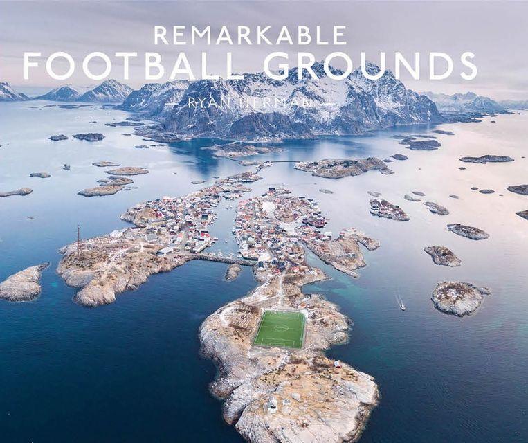 Remarkable Football Grounds by Ryan Herman [Hardback Book]