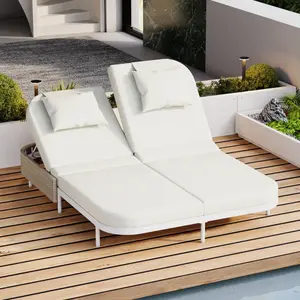 [SOIYELIFE] TREXM Outdoor Daybed, Patio Rattan Daybed with 5-Position Adjustab Backrest and Removab Cushions&Pillows, Iron Frame Outdoor Bed Loveseat for Garden, Backyard, Poolside (White Frame+Beige Cushion)