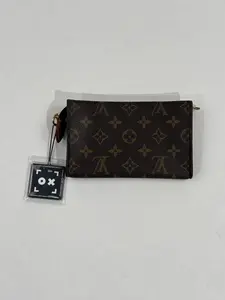 Pre-owned Louis Vuitton CALF Mini Bags Mini Zipper Pouch (7 × 3.7 × 0.8 inch) Classic Monogram Canvas Coin Purse Card Holder