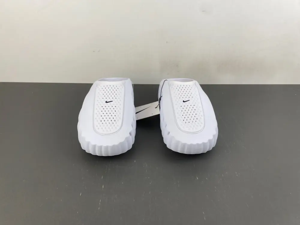 Milky White Perforated Wavy Thick-soled Closed-toe Slides, Refreshing Versatile Neutral Shade Fits Daily Commute And Minimalist Summer Outfits