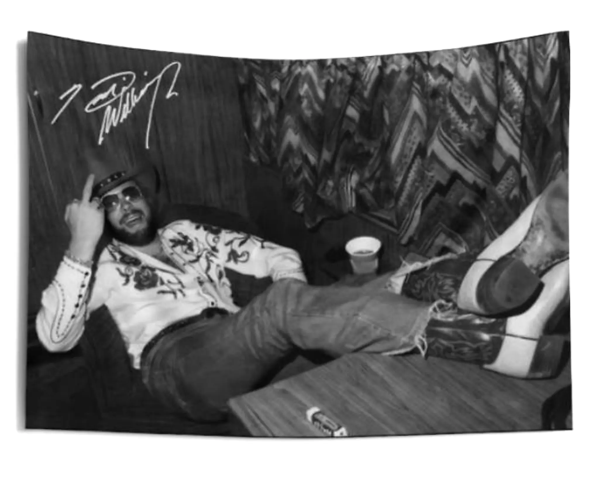 🔥 Tapestry  Hank William Jr's Signature Flag, Use His Signature To Decorate College Dorm Walls, Fraternity Clubs, Concerts, Bars, Living Rooms, Bedrooms
