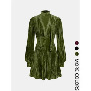 Women’s velvet dress with contrast lace and buttons, featuring a scarf; an elegant bishop-long-sleeve V-neck A-line dress suitable for parties, holidays, and wedding guests; ladies’ spring and fall clothing.