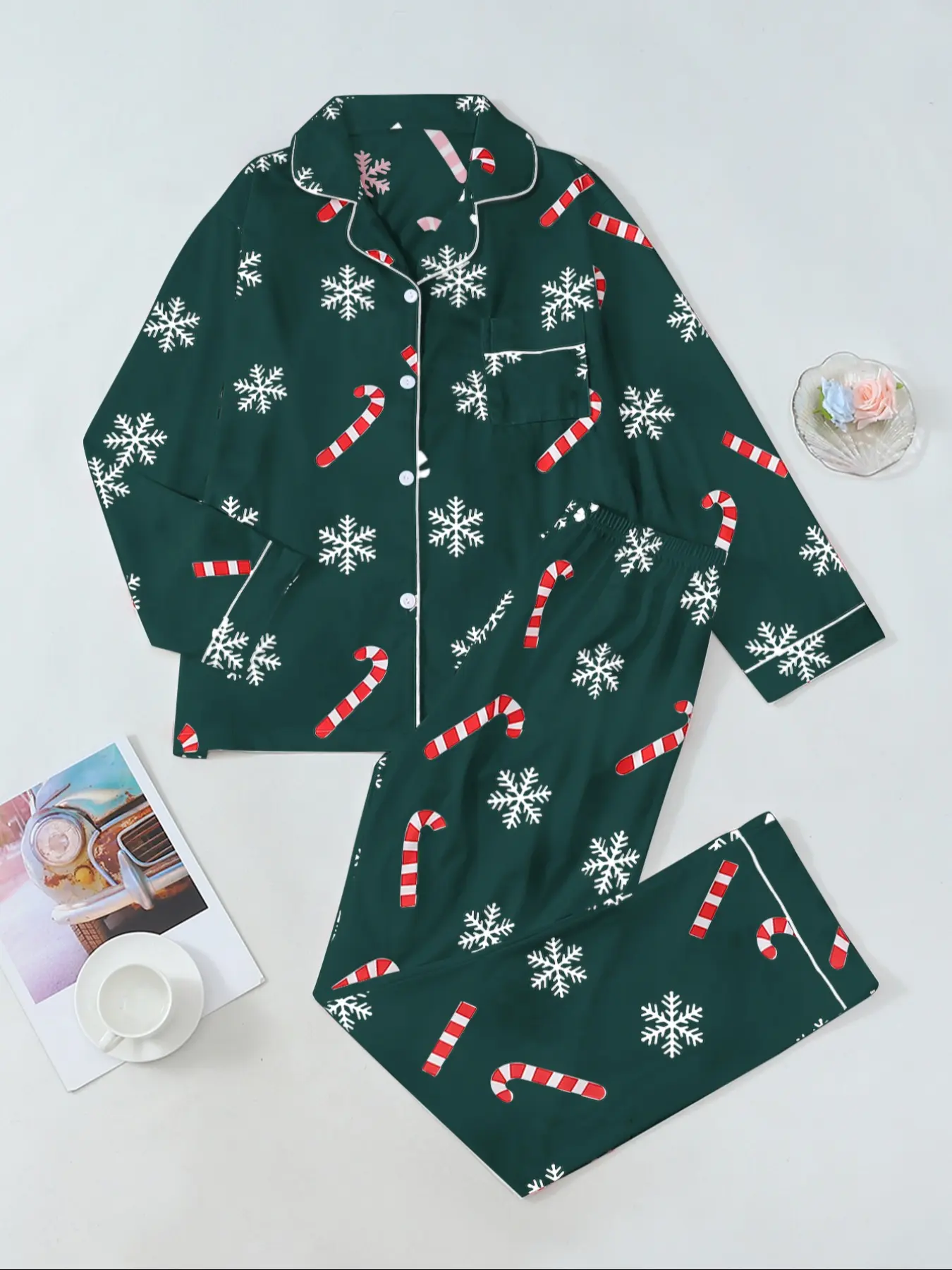 Women's Christmas Print Pajama Set, Long Sleeve Lapel Button Design, Soft Breathable Fabric, Holiday Casual Wear, Winter Home