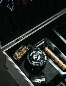 Firme Look All-Natural Beard Coal. Premium beard balm with activated charcoal specially designed to revitalize, nourish, moisturize, neutralize impurities, dull the appearance of grays, and will leave your skin and beard healthy and soft.