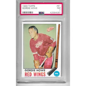 1969 TOPPS HOCKEY 61 GORDIE HOWE PSA 7 NEAR MINT RED WINGS