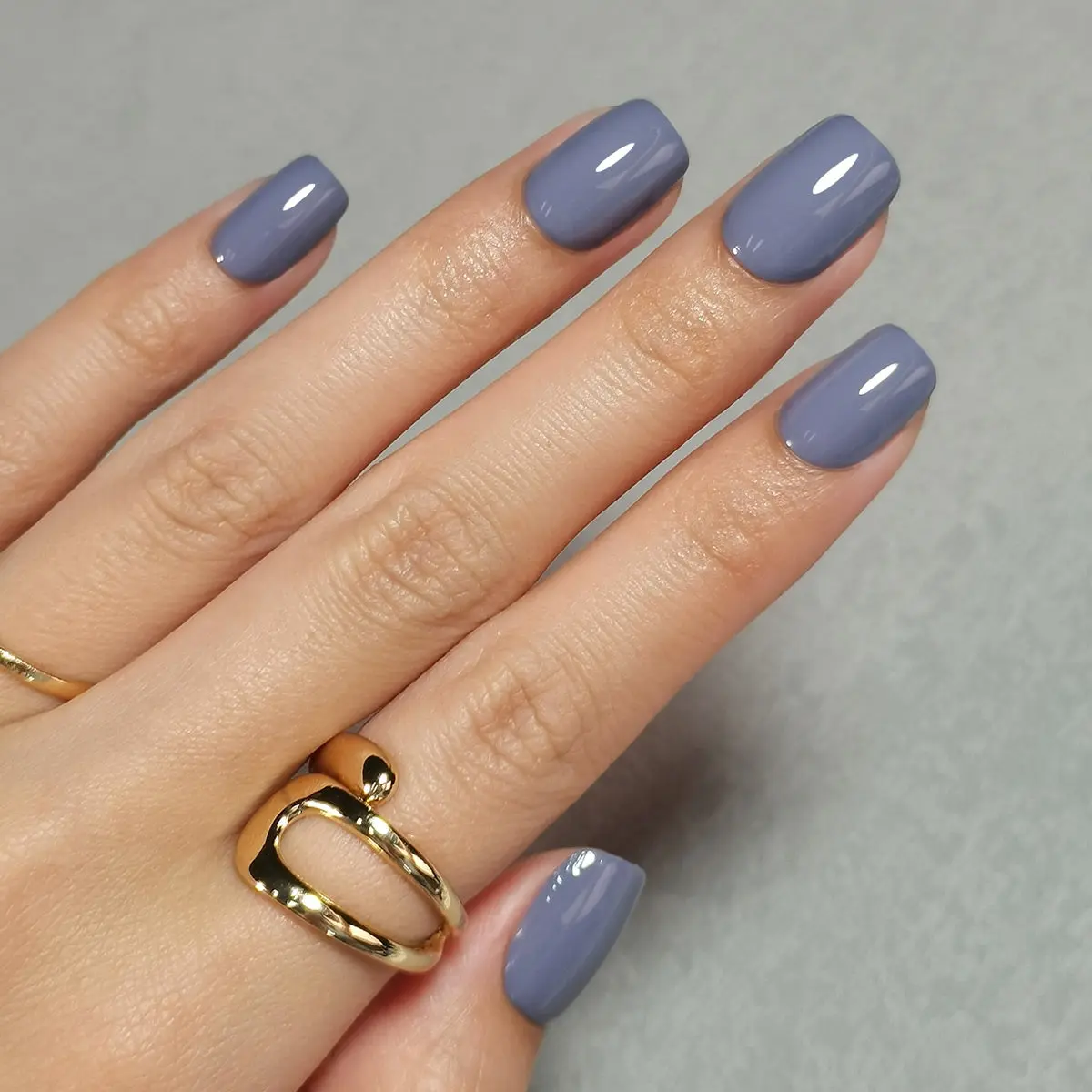 Curvlife short squoval False Nails solid gray glossy shiny Easy Apply Nail Art