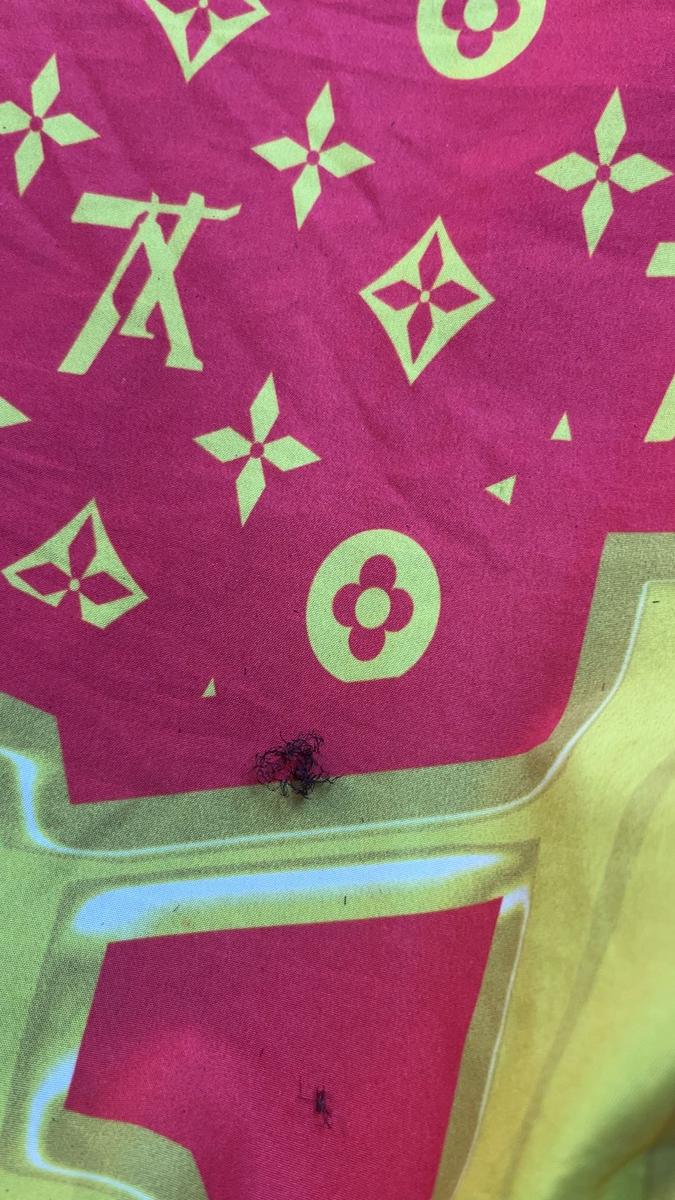 Item: Transparent Reflected Colored Light