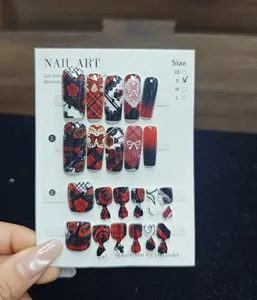 Tammy(13970)gc.Match nails (fingers and toe nails together)