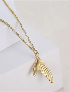 Extremely Simple Style Three-dimensional Fish Tail Stainless Steel Necklace, Seaside Vacation Atmosphere, Personalized Necklace, Versatile Necklace