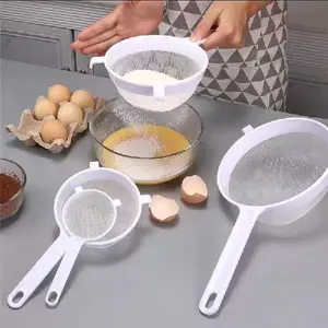 3-Piece Set Multifunctional Plastic Strainer with Handle, Kitchen Strainer Utensils, Ideal for Juicing, Tea Filtering, Flour, Soy Milk, Kitchen Gadget