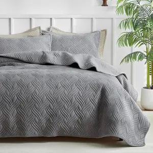 Grey  Quilt Set  Size, Geometric Textured Weave  Modern Quilt Bedding Set, 3 count Soft Microfiber Bedspreads Coverlet for All Season, Grey, 90x96 inches