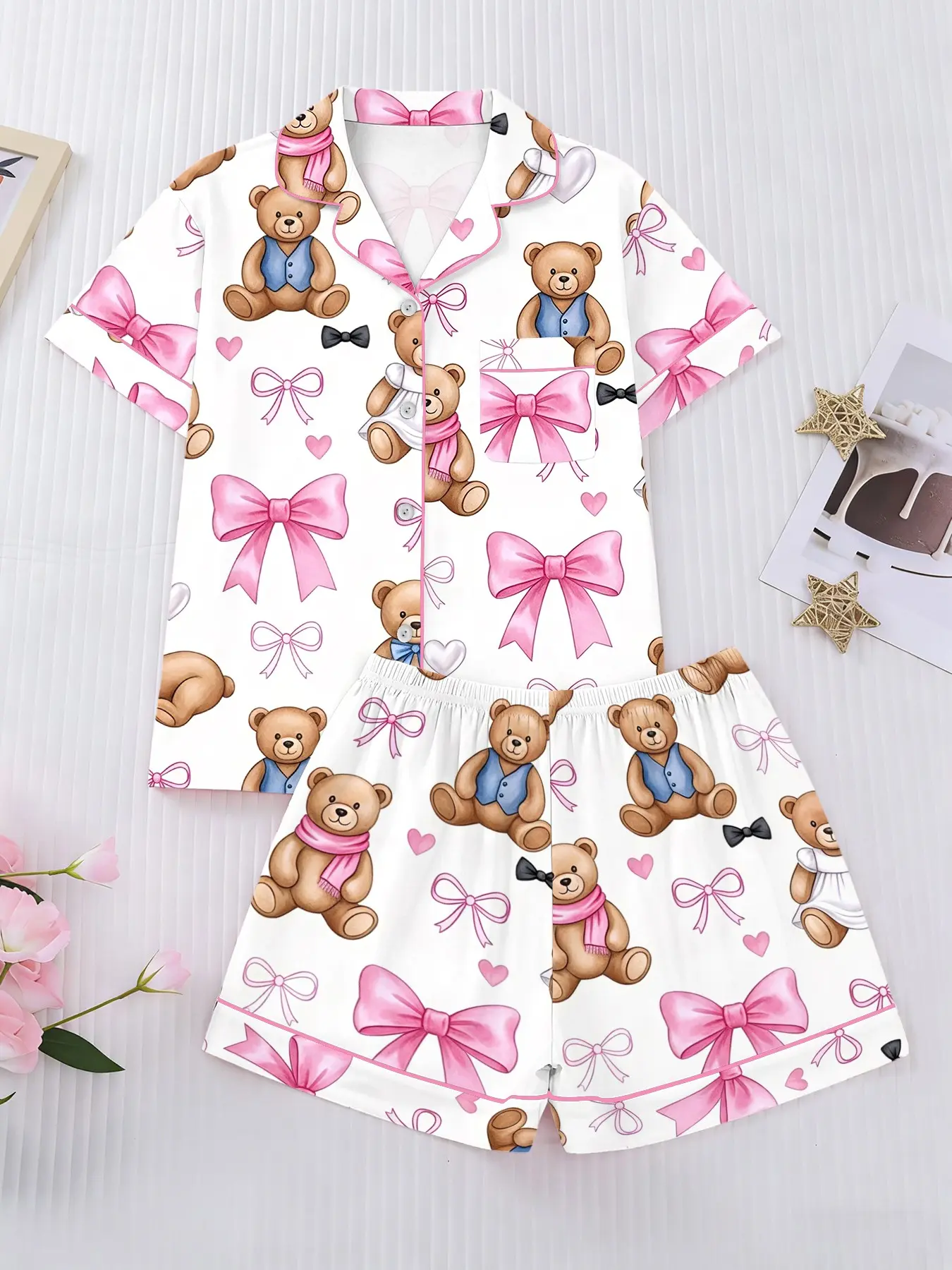 Women's Bow Teddy Bear Short Sleeve Fitted Pyjamas Set, Casual Lapel Design Print, Printed Pajama Set, Elastic Waist Pants, Comfortable Night Sleepwear, All Seasons Loungewear, Pjs, Lady, Womenswear, Summer Sleep Set, Pajamas Sets