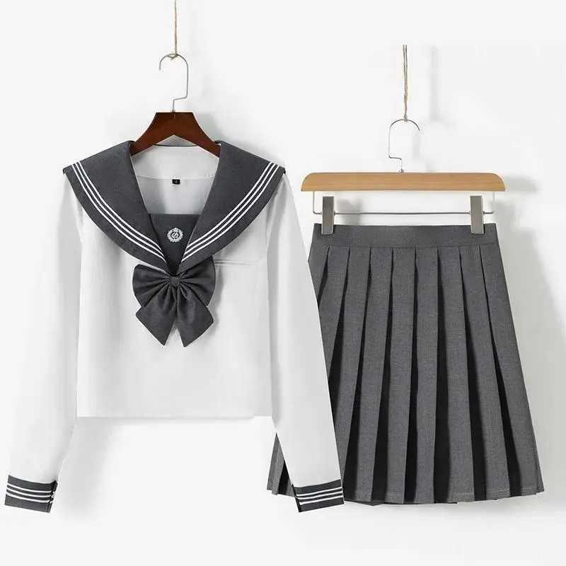 Grey Japanese Embroidery 3-Piece School Wear Clothes Set, JK Uniform Academy-Style Long-Sleeve Handsuit with Pleated Skirt for Spring and Autumn