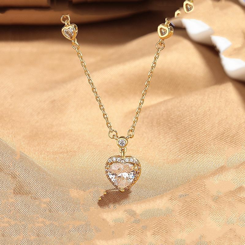 Minimalist Luxury Necklace for Women, Elegant Dainty Pendant Collarbone Chain, Trendy Statement Jewelry, Chic Everyday Accessory & Gift for Her