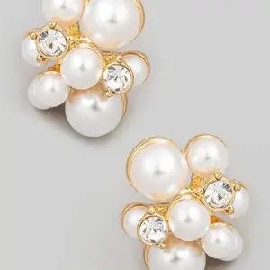 Pearl and rhinestone beaded cluster post earrings.