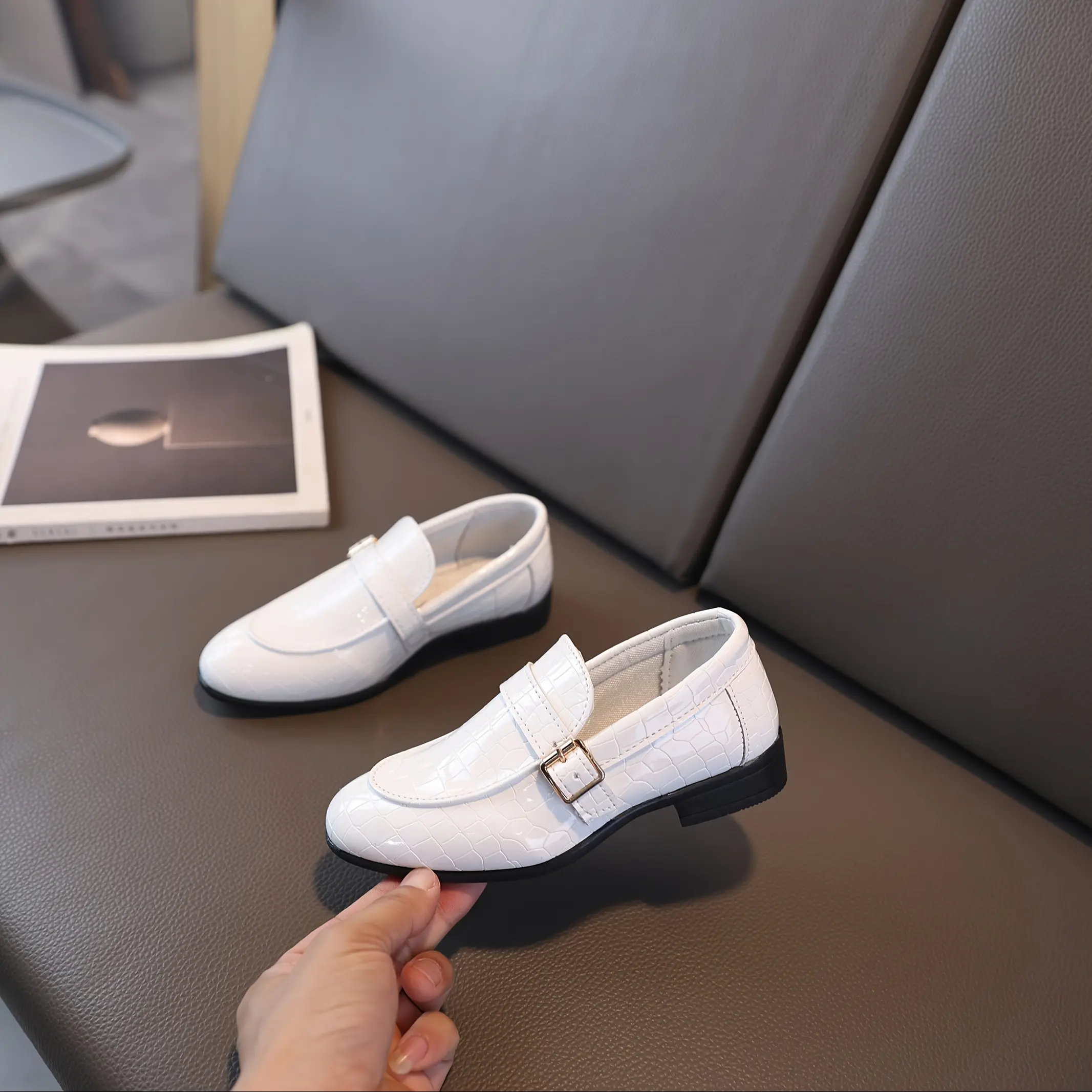 Boys Lightweight Breathable Oxford Shoes - Slip-On Low-Cut Formal Casual Shoes Striped Pattern Pointed Toe PU Upper Wedding Indoor Activities Spring and Autumn Boys Shoes