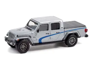 2020 Jeep Gladiator - Gladiator Pursuit Jeep Law (Hot Pursuit Series 39) Diecast 1:64 Scale Model - Greenlight 42970F