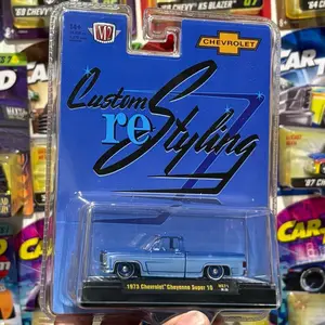M2 1973 Chevrolet Cheyenne Super 10 1:64 scale Diecast Truck