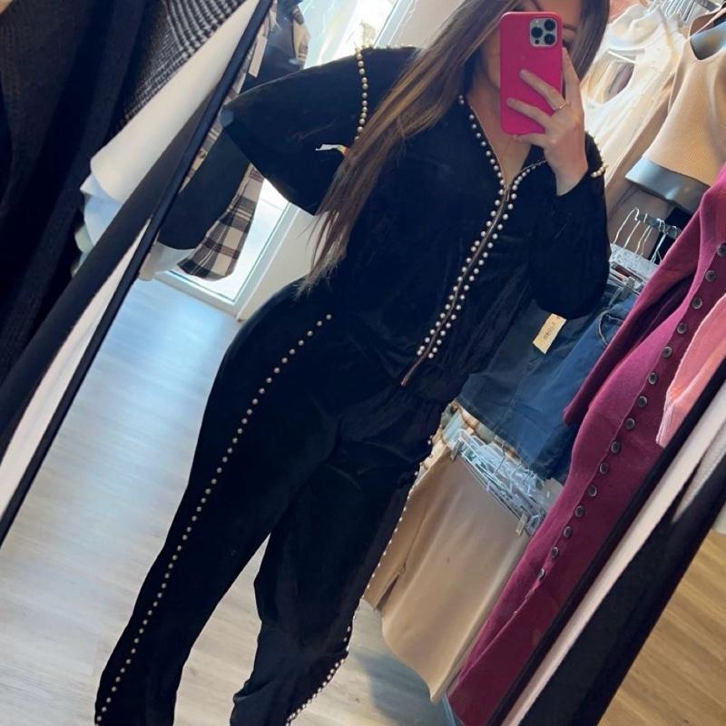 Jogger with Pearl Set - Black Long Sleeve Top & Matching Pants - Womenswear