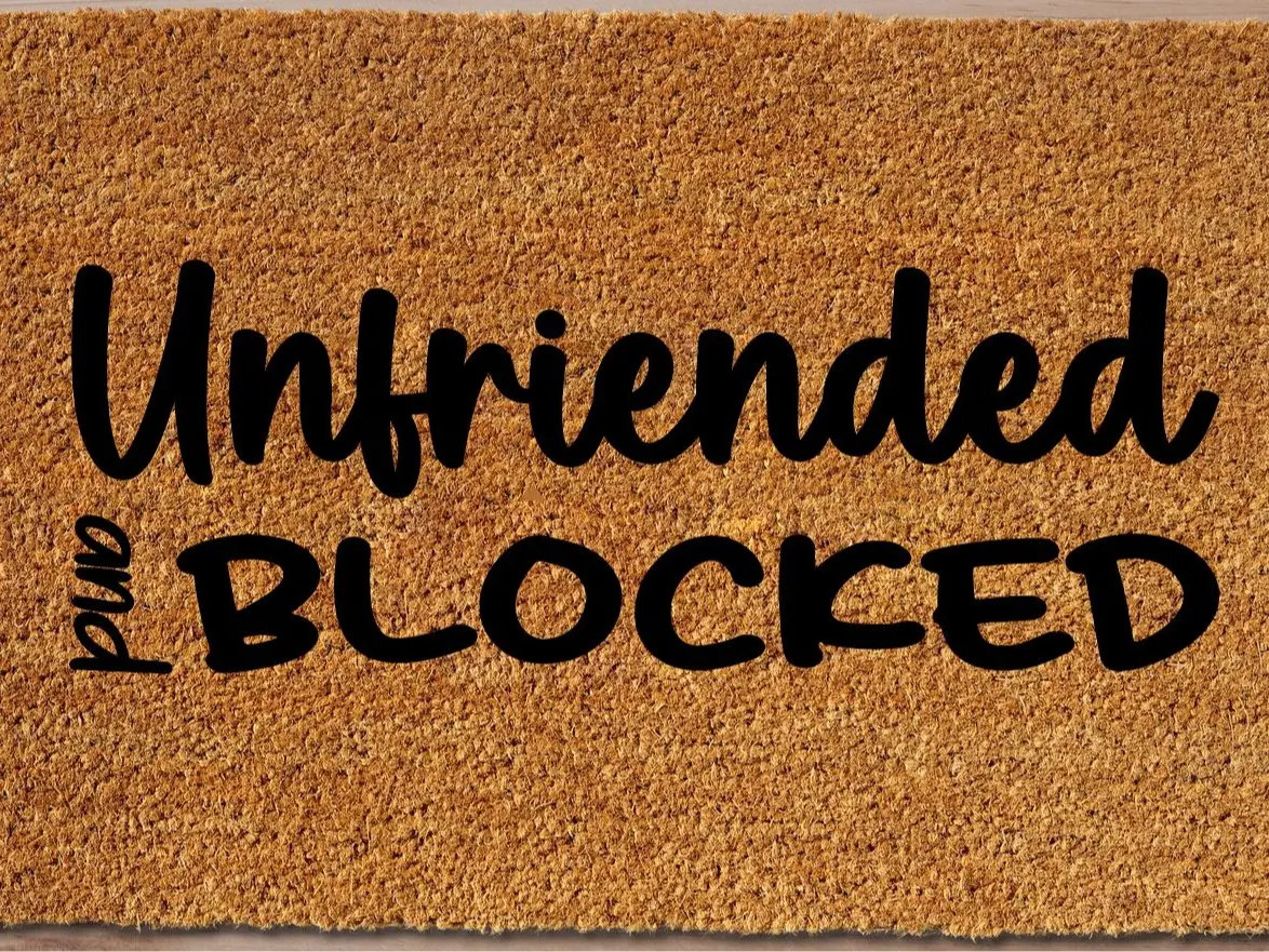 Unfriended and Blocked Funny Unwelcome Outdoor Rug Doormat Home Porch Decor Non Slip Door Mat Non-slip Black