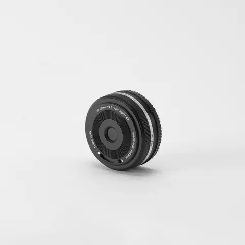 Viltrox AF 28mm f/4.5 Waterproof Autofocus Wide Angle High Definition Full Frame Prime Camera Lens - 15.3mm, 60g Pocket-Sized Durable, Aluminium Alloy Mount, 2*Aspherical Lenses, 2*ED Lenses, 6 Elements in 6 Groups, FE/Z/XF Compatible, Travel-Friendly