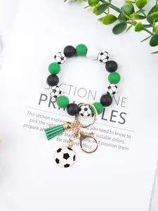 Cute Football Beaded Wrist Keychain, Fashionable Key Ring for Men and Women, Car Accessory, Bag Pendant, Friend Gift, Holiday Present, Keychain for Bags