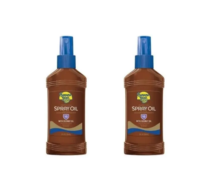 Banana Boat Deep Tanning Oil SPF 4 Twin Pack (8Fl Oz Each) - Water-Resistant Sunscreen, SPF 45 Lip Balm, Tanning Products, Beach & Travel Outdoor Adventures Pool Day Kit with Convenient Storage, Reusable Tote