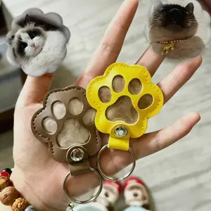 Paw-Shaped Pet Hair Collector Keychain, 2 Counts Dog Hair Collector Keychain Charm Memorial Storage Box, Pet Loss Keepsake,Collection Cat Hair Keychain Bottle, Cute Keychain