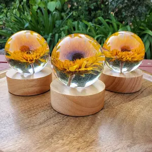 Sunflower Resin Sphere with Light Base | Handmade Resin Craft with Real Sunflower Inside - Home Décor Night Light