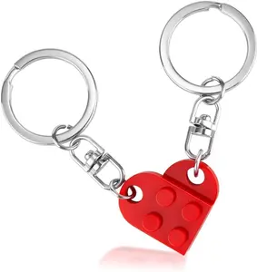 Valentines Days Couples Matching Red Heart Keychain Gifts for Boyfriend Girlfriend Romantic Love Symbol Keychains for Christmas Anniversaries