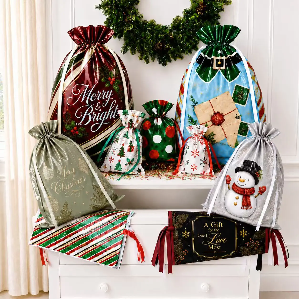 50PCS Christmas Gift Wrapping Set (25 Colorful Bags + 25Tags) - Random Patterns, Say Goodbye to Single-Style GiftBags, Perfect for Holiday Gifts