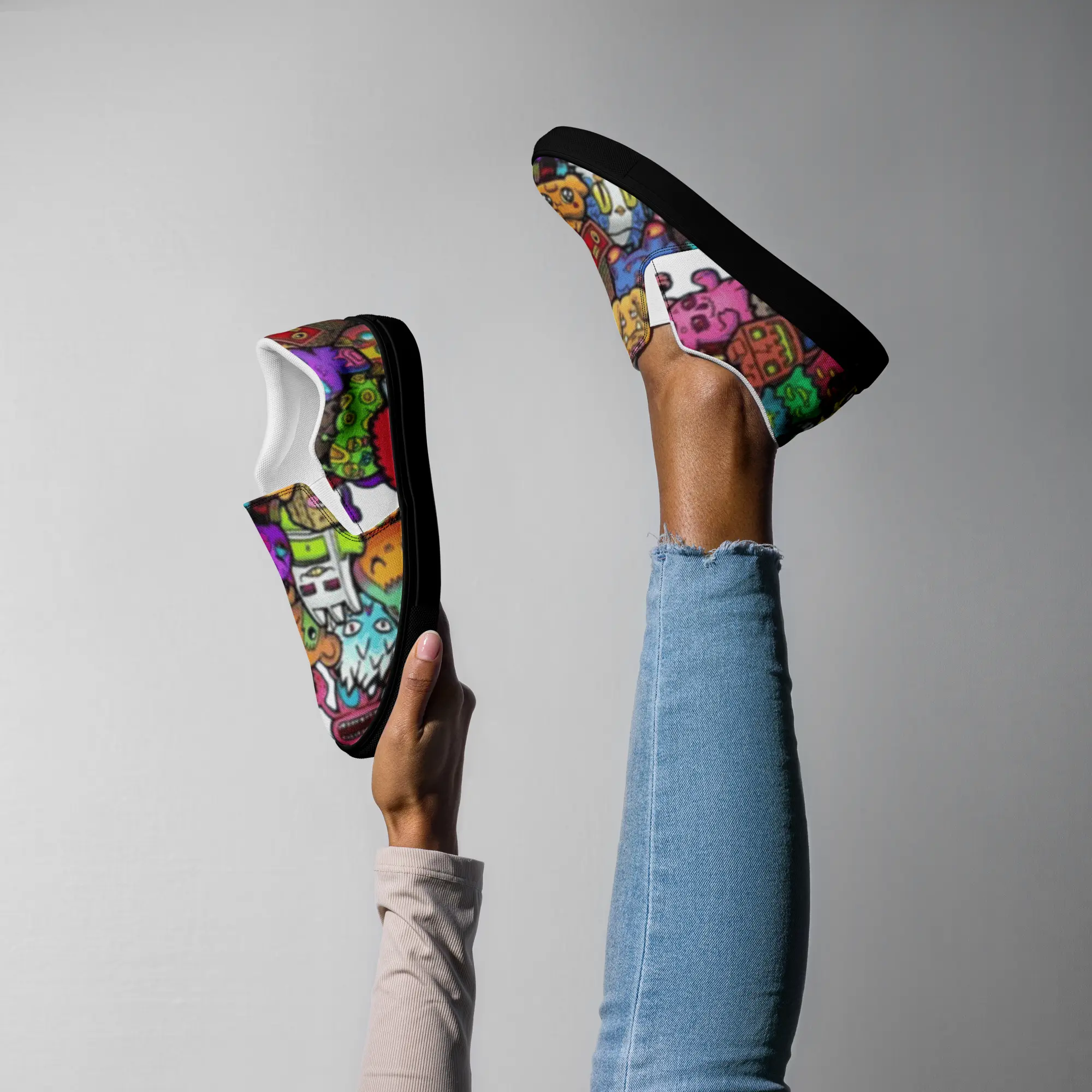 Cartoon slip-on canvas shoes