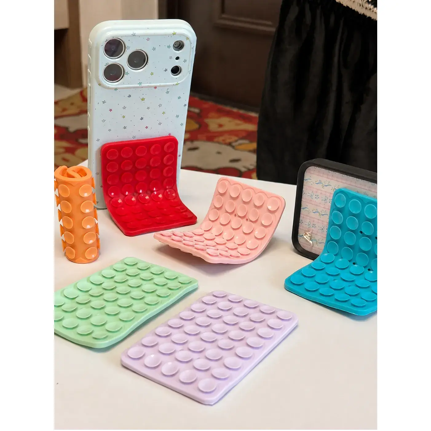 Foldable Silicone Suction Phone Pad, Hands-Free Phone Mount for Selfies & TikTok Videos, Universal Phone Holder for All Smartphones accessory holder multipurpose cell portable metal