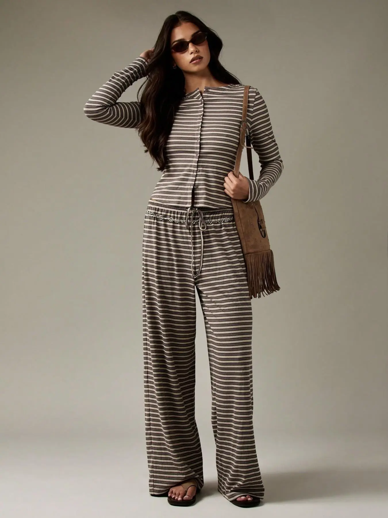 Women's Striped Long-Sleeve Knit Cardigan and Wide-Leg Pants 2-Piece Set, Casual Spring and Autumn Outfit, Perfect for a Fashionable Leisure Look Casual Outfits Women Womenswear Clothes