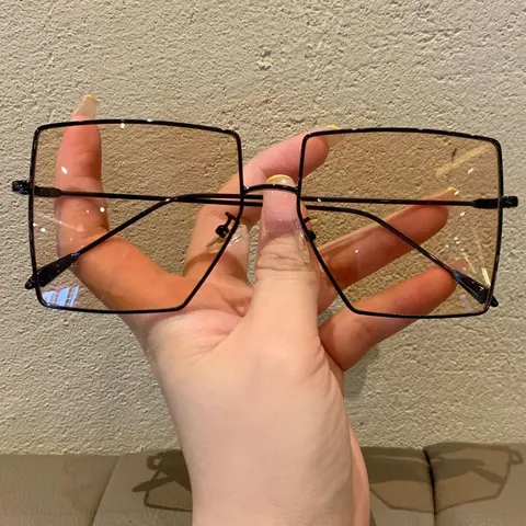 Vintage Square Frame Sunglasses, Fashionable Frames Sunglasses, Trendy Casual Sunglasses for Women, Lightweight Durable Sunglasses, Fashion Accessories for Everyday Use and Outdoor Activities, Sun Protective Sunglasses, Trendy Styling Sunglasses
