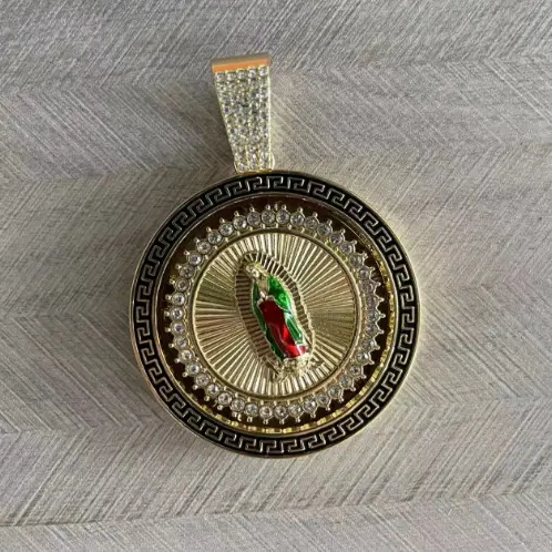 Gold green clothing lace pendant