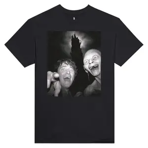 Selfie of Frodo and Gollum in Mordor T-Shirt, LOTR Ring of Power T-shirts, Crewnecks, Hoodies – Gifts Suitable for Anyone